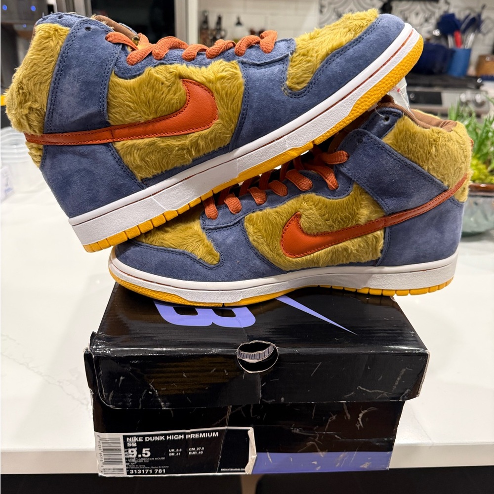 SZ: 9.5M/11W Nike Sb Dunk High “Papa Bear” New OG All - Picture 3 of 8